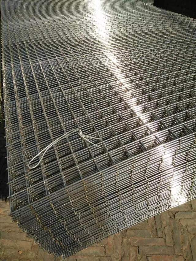 Rost prüfen galvanisierte das Loch-heiße Bad 3mm Edelstahl-Draht-Mesh Panelss 50x50mm 3